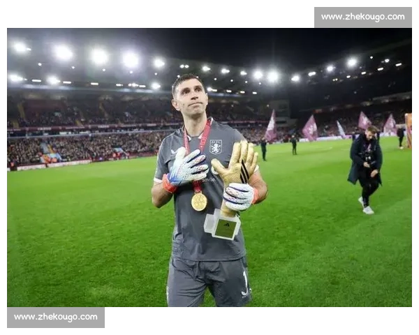 曼联马竞门将交易陷僵局 大马丁加盟与否取决于奥纳纳动向